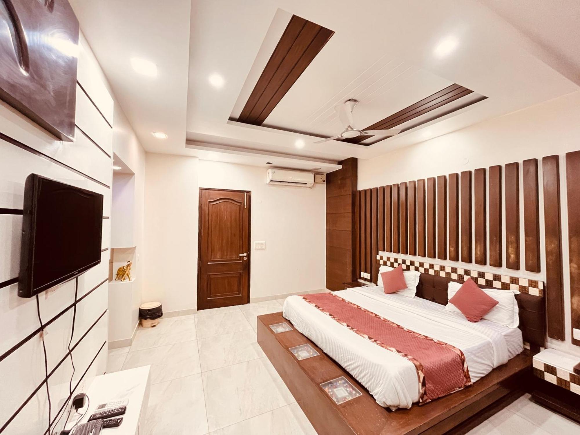 South Inn - Green Park Near Hauz Khas South Delhi New Delhi Exteriör bild
