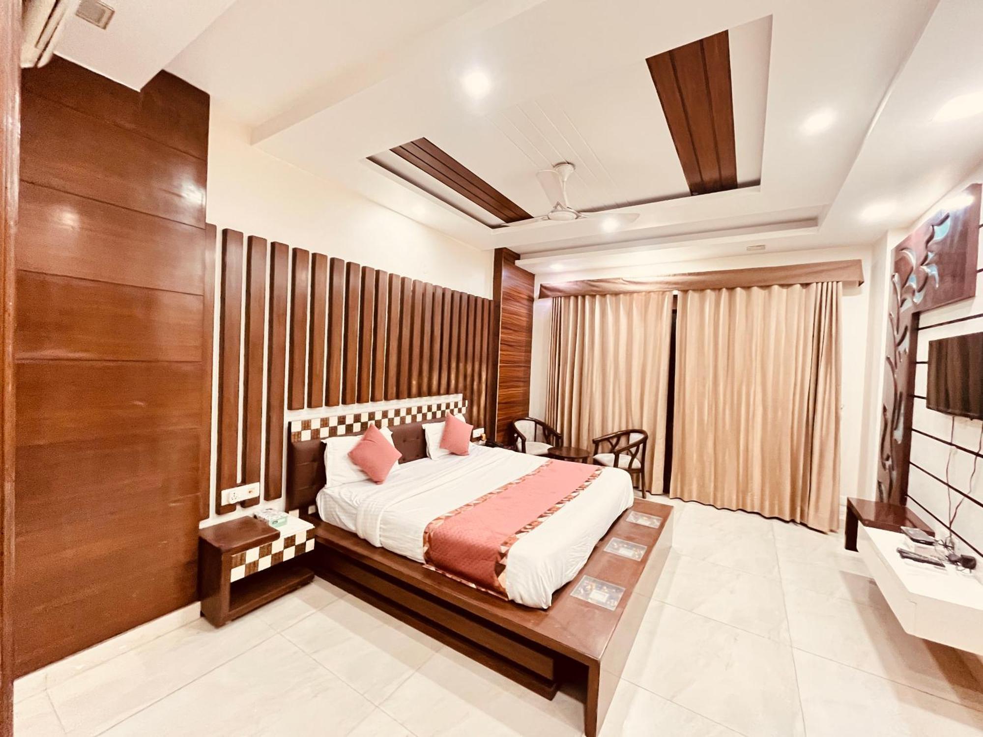 South Inn - Green Park Near Hauz Khas South Delhi New Delhi Exteriör bild