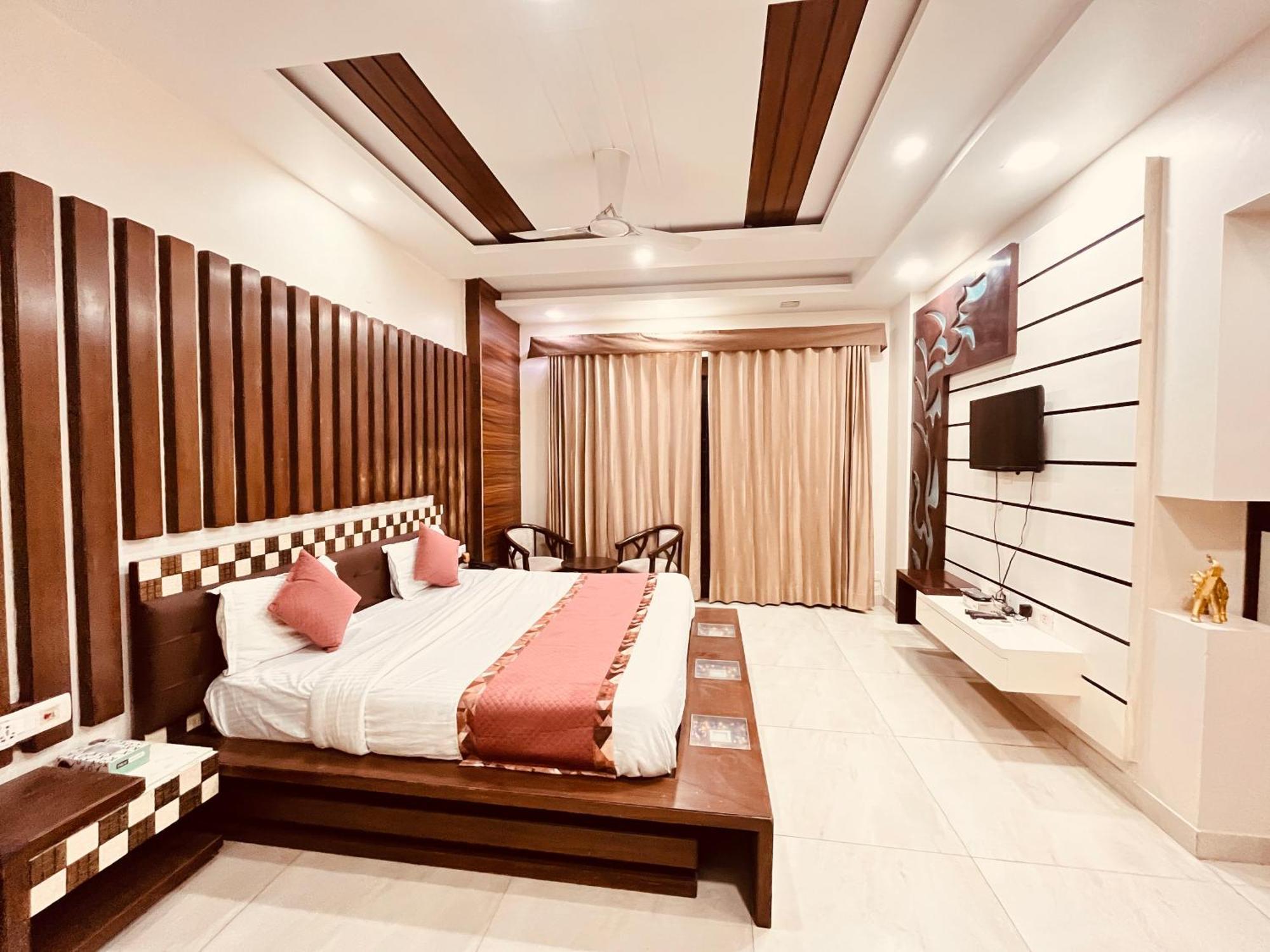South Inn - Green Park Near Hauz Khas South Delhi New Delhi Exteriör bild