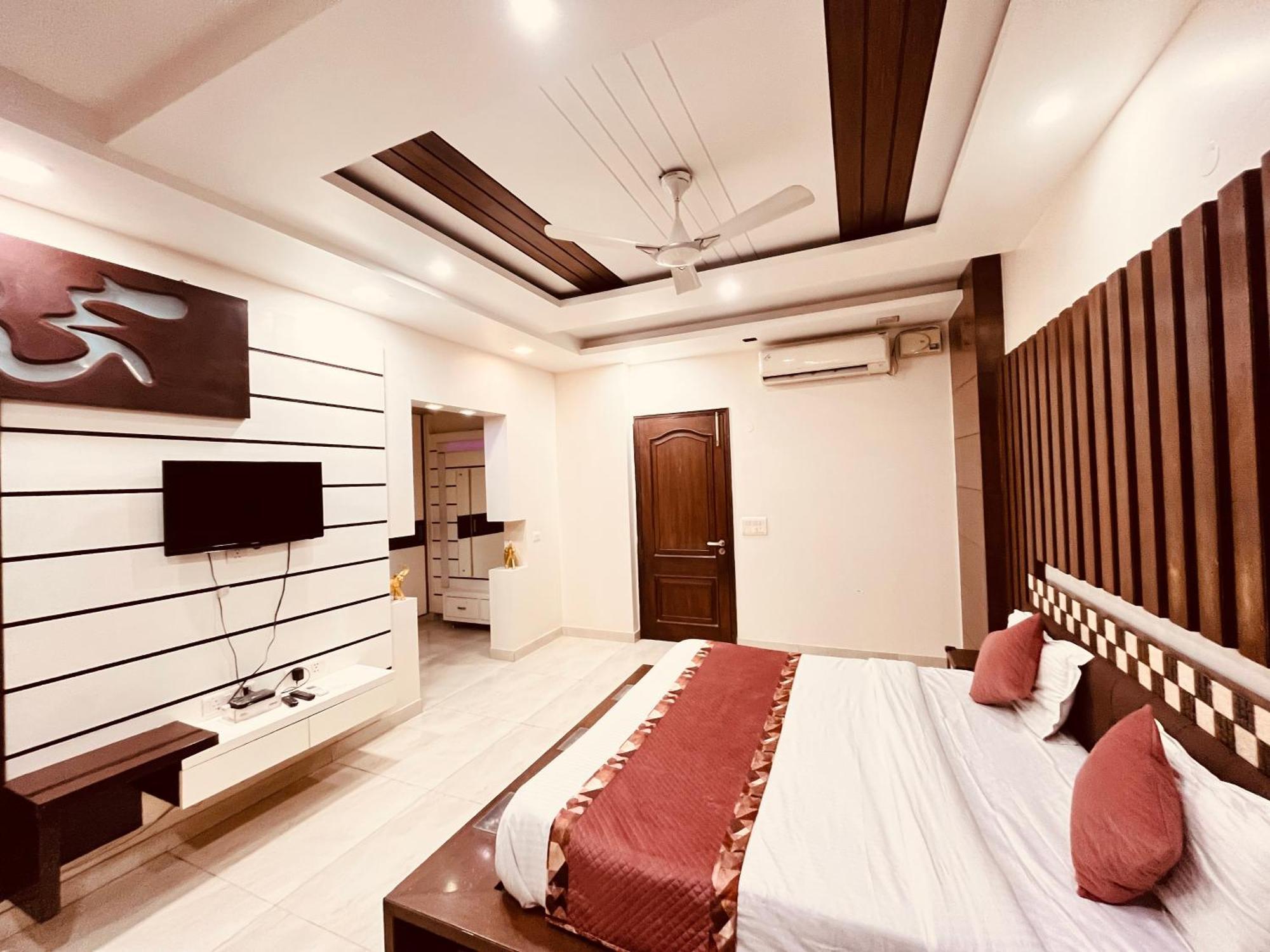 South Inn - Green Park Near Hauz Khas South Delhi New Delhi Exteriör bild